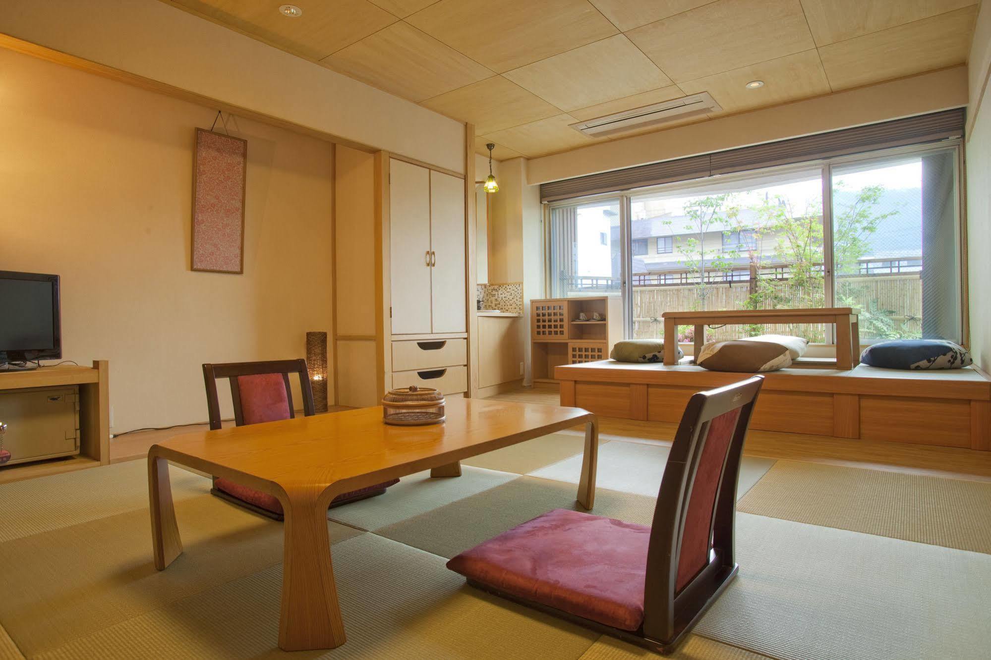 Отель Shibu Onsen Sakaeya Яманути Экстерьер фото